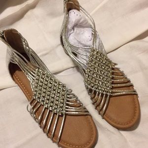 SUNDAY SALE ONLY🌹Nina Sandals